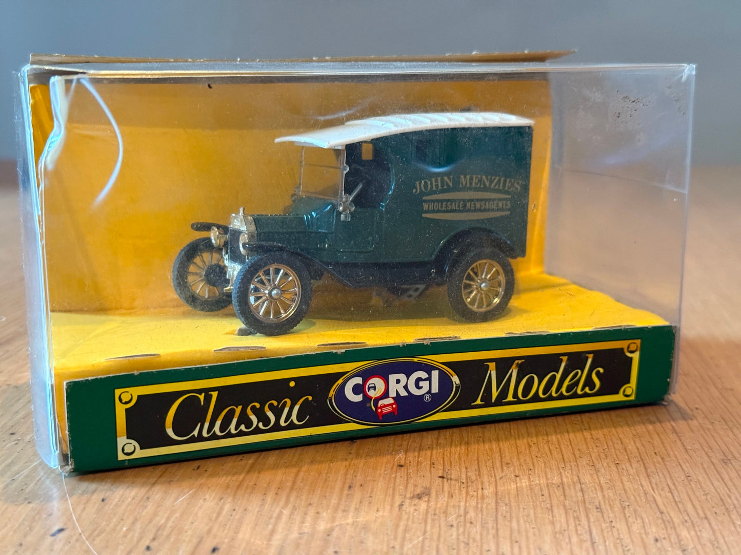 Corgi D865/15 - Ford Model T Van - John Menzies