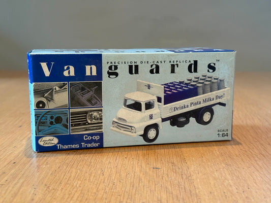 Corgi Vanguards 1:64 Co-op Thames Trader