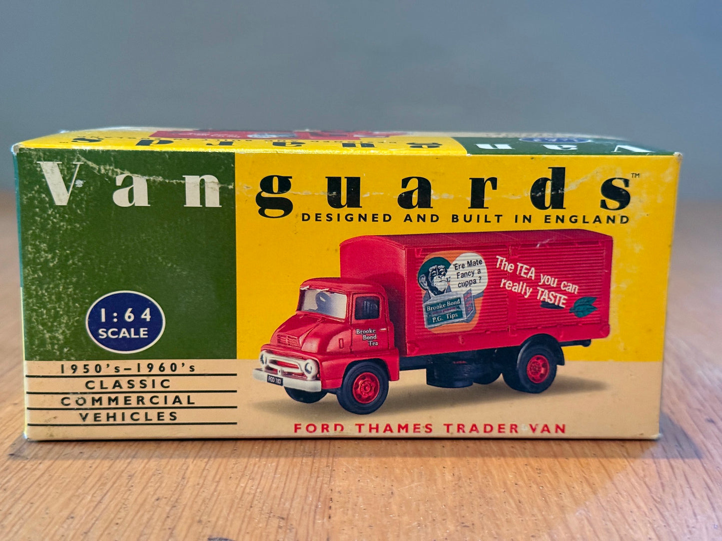 Corgi Vanguards 1:64 Thames Trader Van - PG Tips