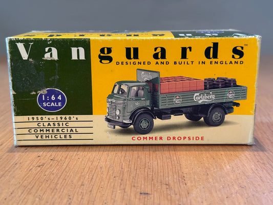 Corgi Vanguards 1:64 Commer Dropside - Carlsberg