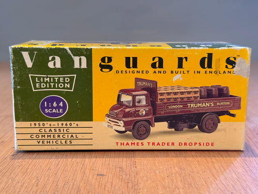 Corgi Vanguards 1:64 Thames Trader Dropside - Truman