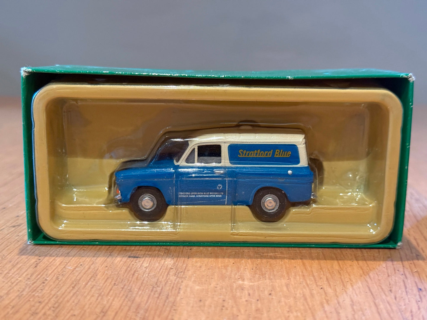 Corgi Vanguards 1:43 Ford Anglia Van - Stratford Blue