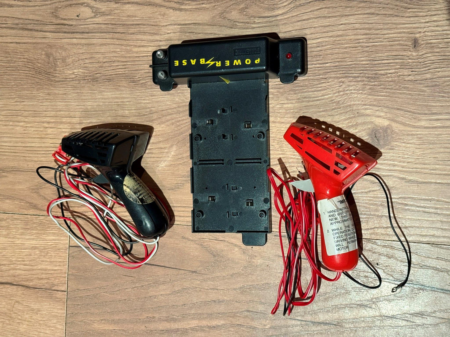 Scalextric Classic Powerbase and 2 x Throttles