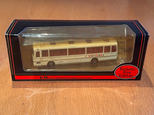 EFE 15702 - 1:76 Plaxton Panorama Elite Mk II Coach - National Express