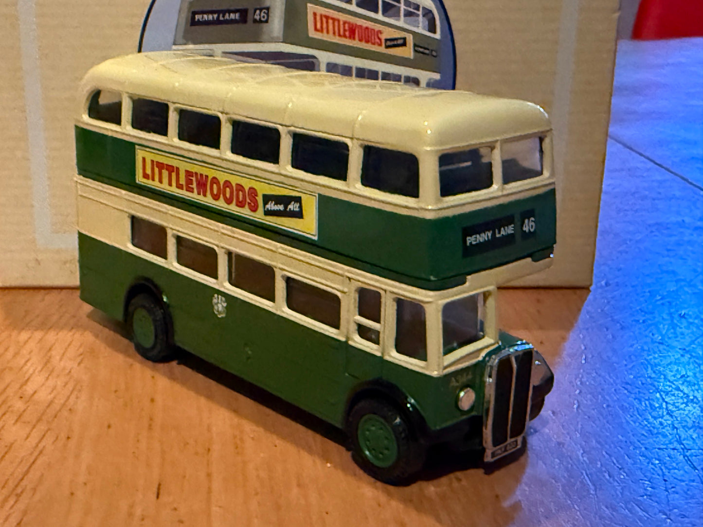 Corgi Classics 96983: 1:64 AEC Regent Bus - Penny Lane, Liverpool