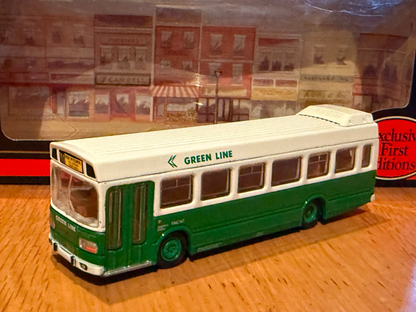EFE 14401 - 1:76 Leyland National Mk1 - Green Line - Route 111 High Wycombe
