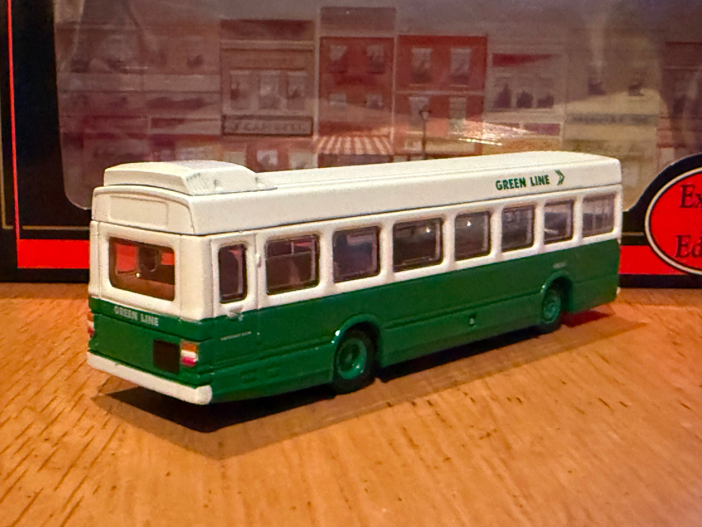 EFE 14401 - 1:76 Leyland National Mk1 - Green Line - Route 111 High Wycombe