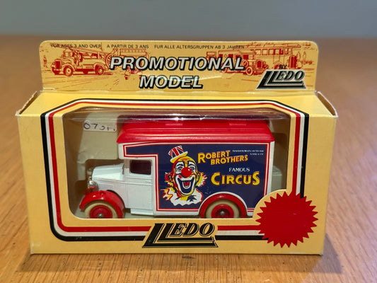 Lledo Diecast LP16073. Dennis Parcels Van, Robert Brothers Circus