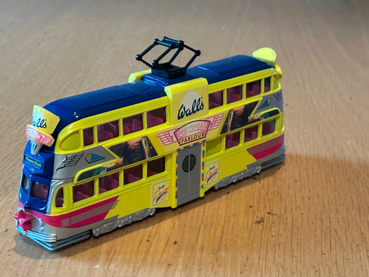 Corgi Original Omnibus 43505 1:76 Balloon Tram Blackpool Transport - Walls