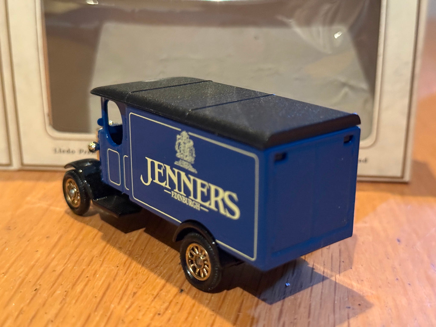 Lledo Days Gone - Jenners 1930s Truck - Very rare