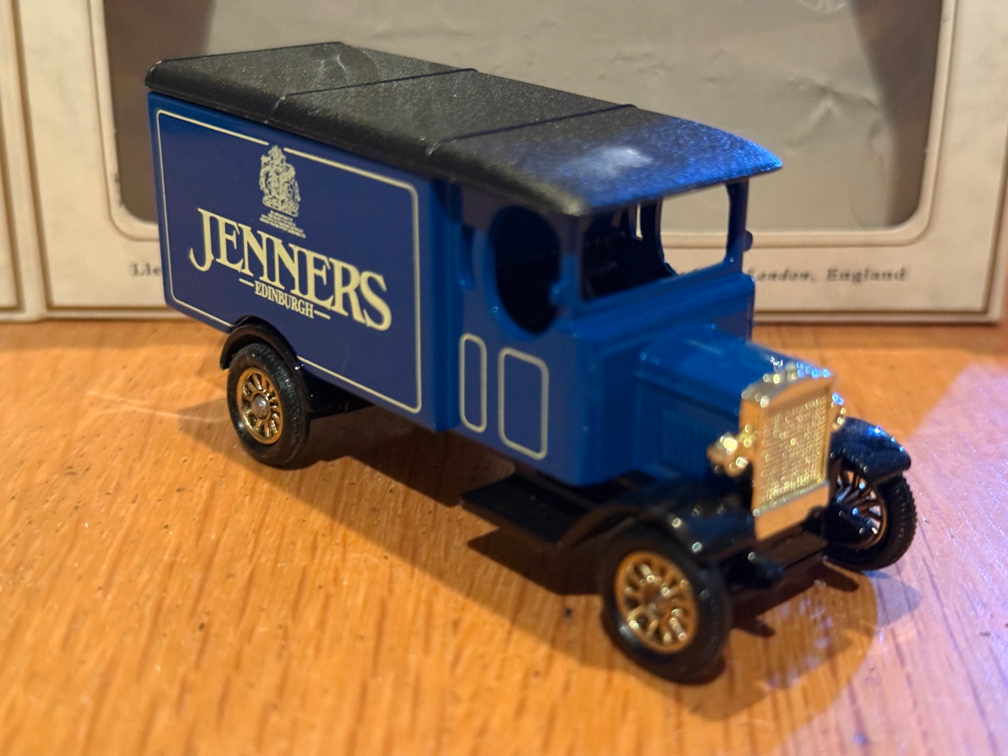 Lledo Days Gone - Jenners 1930s Truck - Very rare