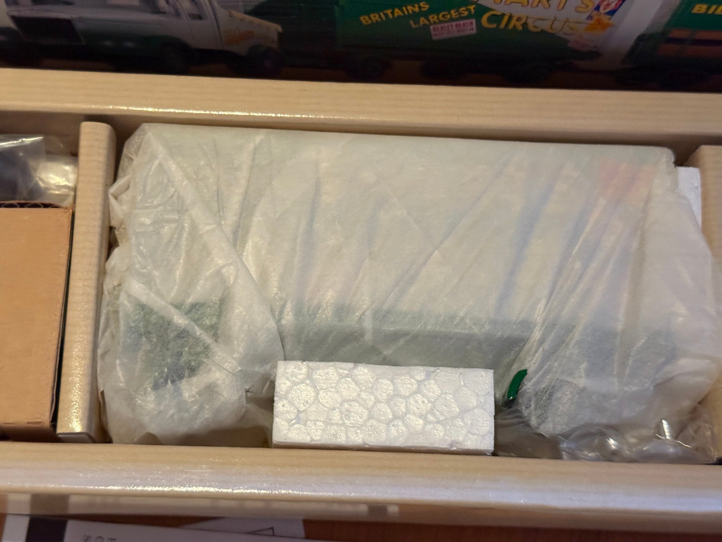 Corgi Classics 30401 - 1:50 97897 Scammell Highwayman - Billy Smarts Circus