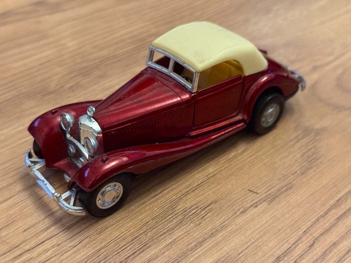 Yatming Diecast Car 8502 - Mercedes 540K Cabriolet