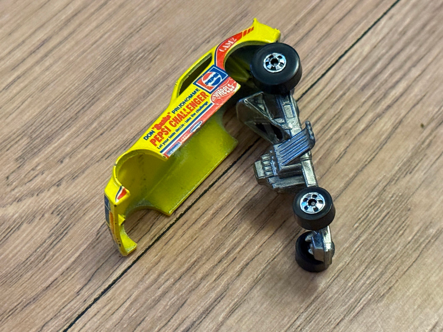 Hot Wheels Diecast Model - Pepsi Challenger