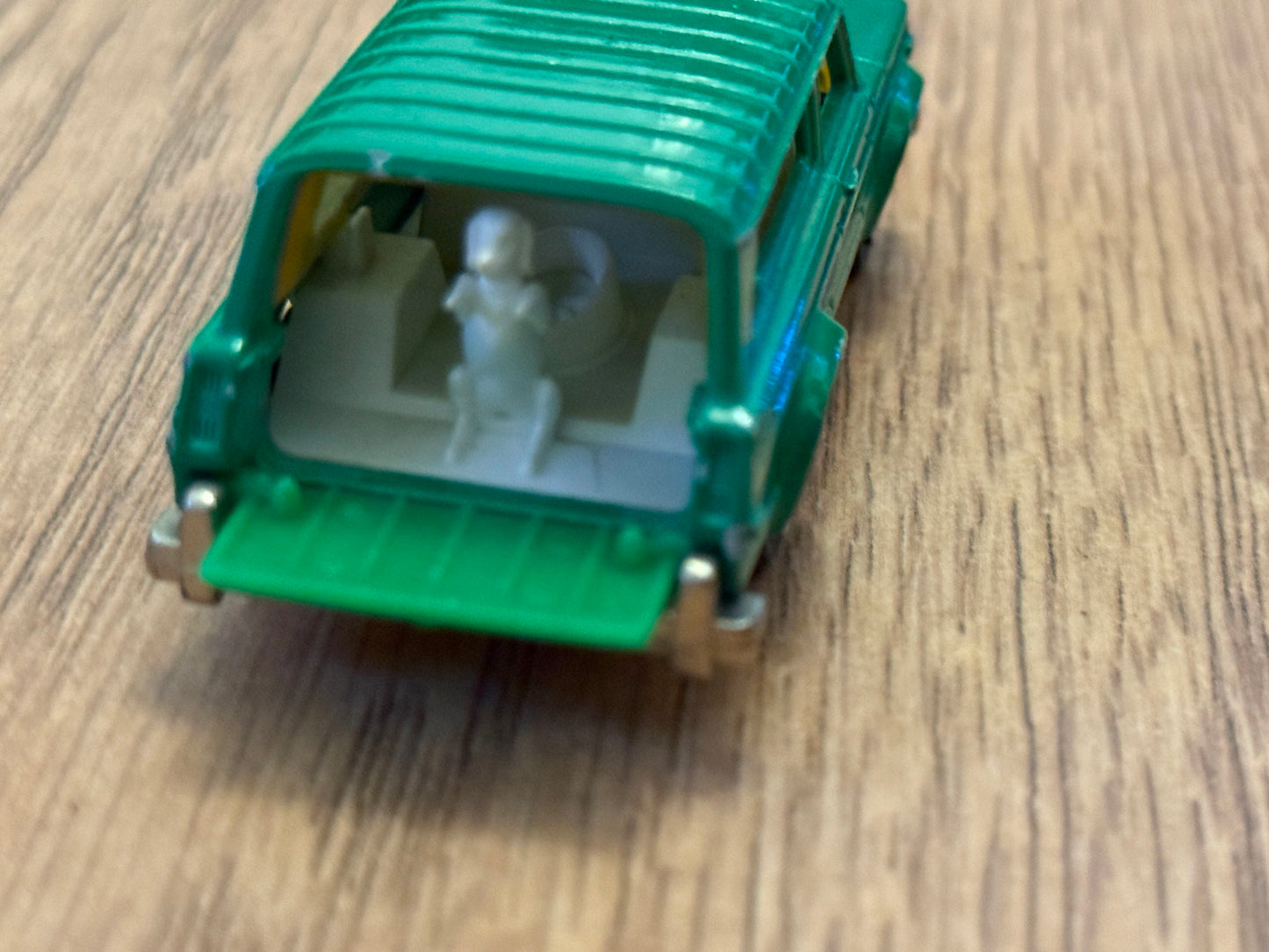 Matchbox Diecast Car - Superfast No. 73 Mercury Commuter