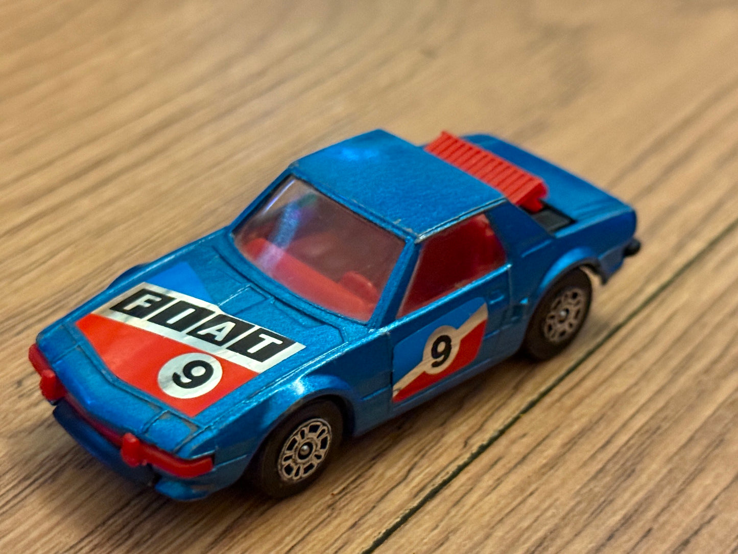 Corgi Juniors - Fiat X1/9