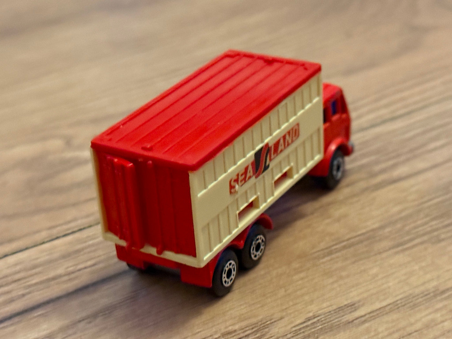 Matchbox Diecast Car - Mercedes Container Truck
