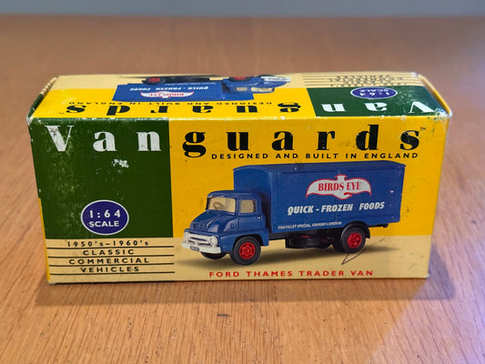 Corgi Vanguards 1:64 Ford Thames Trader Van - Birds Eye