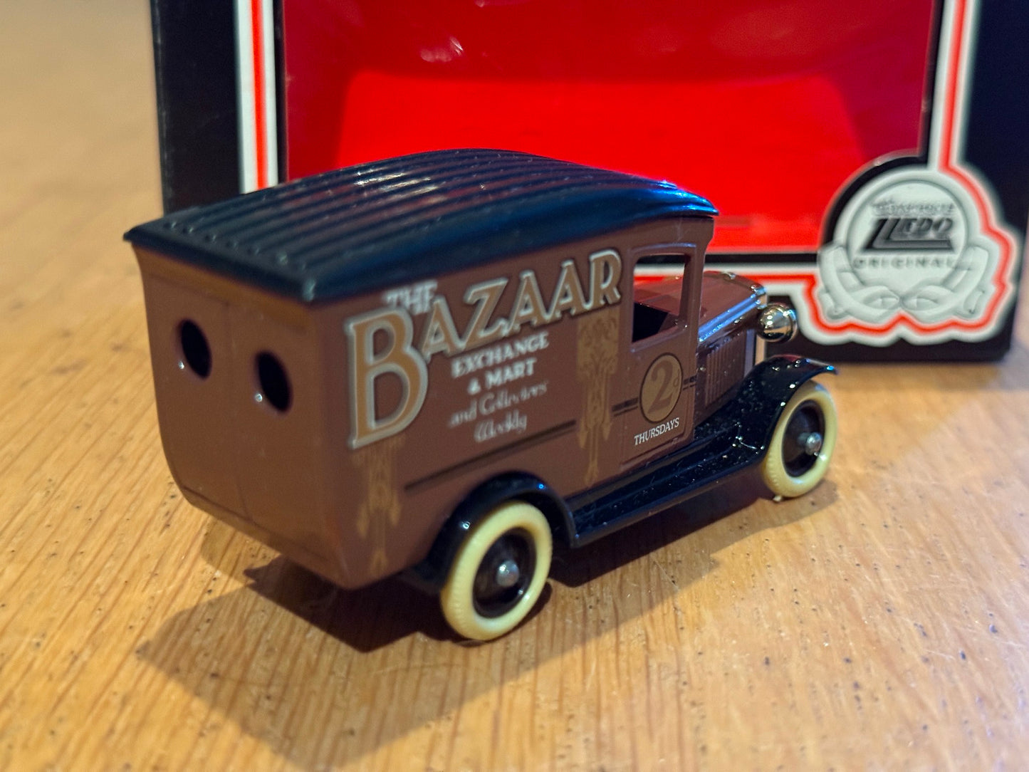 Lledo Days Gone LP21008 - Chevrolet Van, Exchange & Mart, The Bazaar