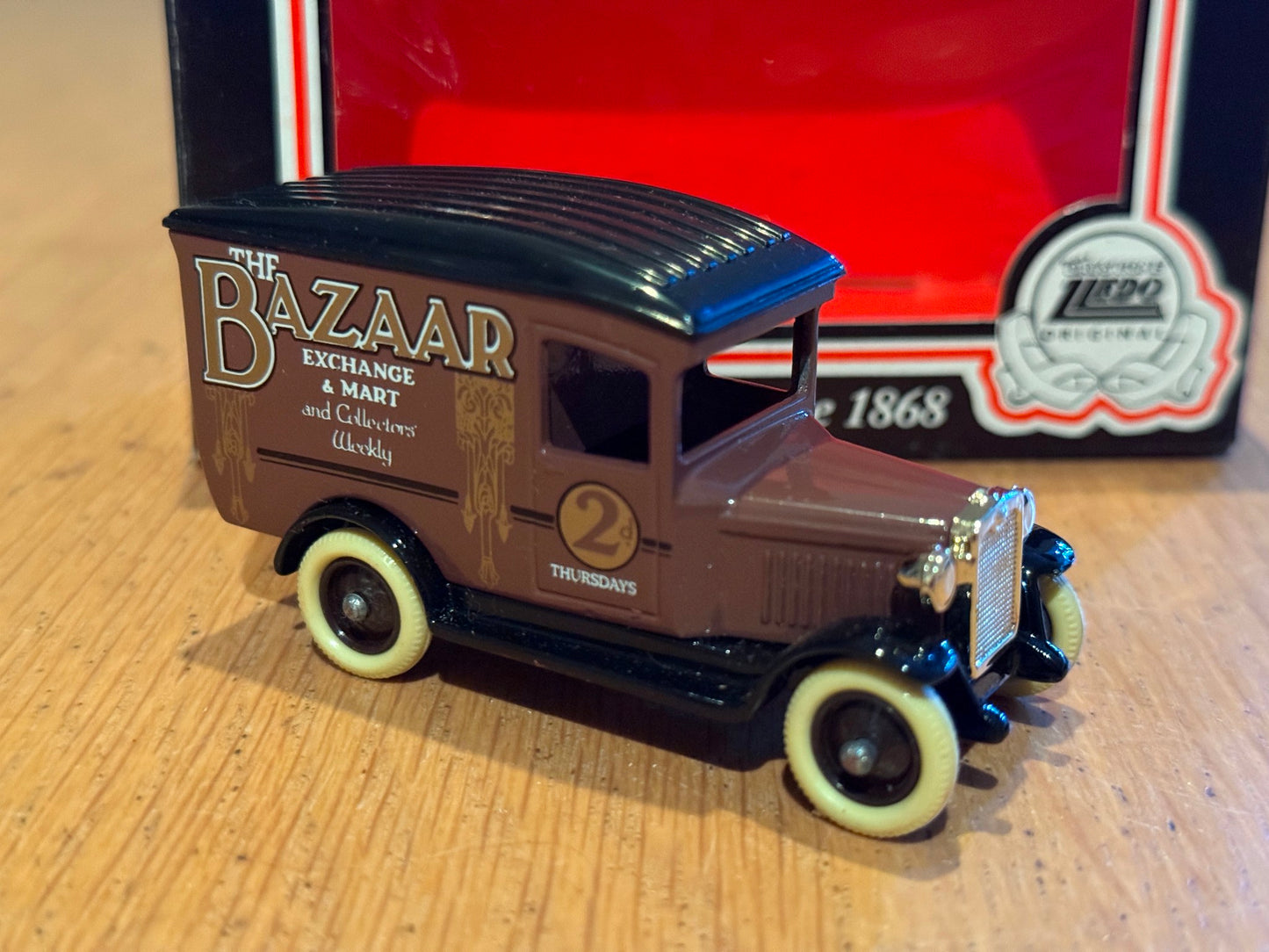 Lledo Days Gone LP21008 - Chevrolet Van, Exchange & Mart, The Bazaar