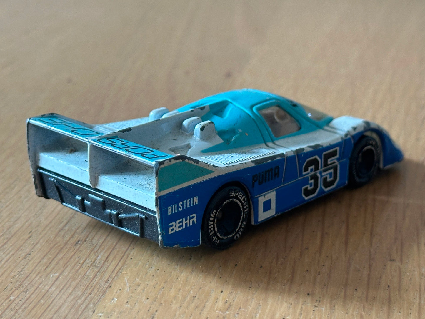 Matchbox Specials Kremer Porsche CKS Retro Racing Car
