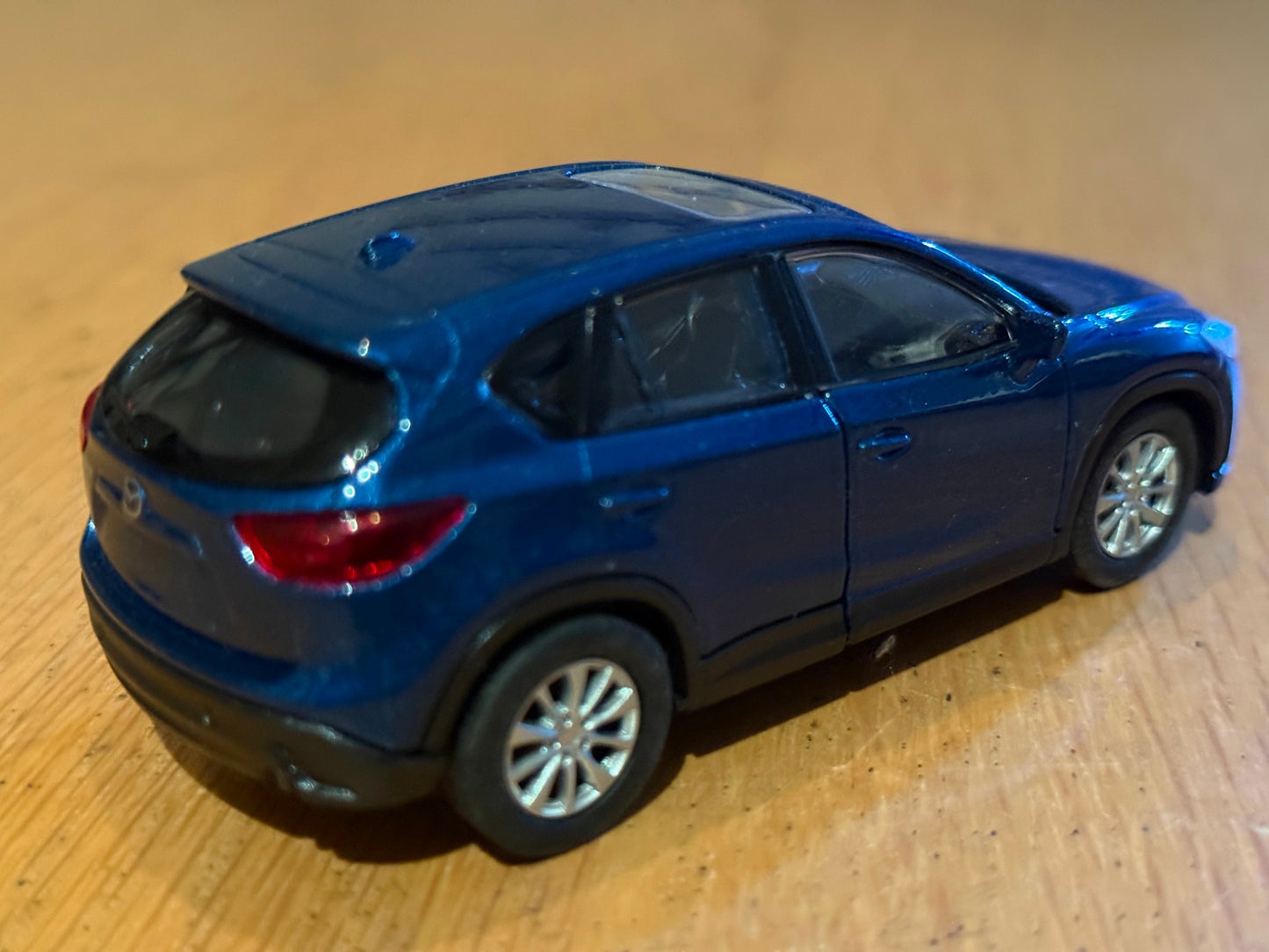Welly Diecast 1:34 - 1:39 Mazda CX 5 Model Car Auto