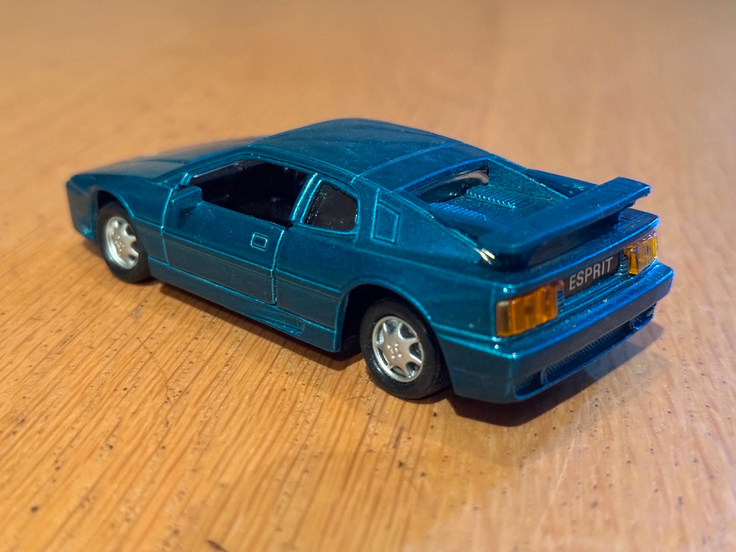Maisto - 1:38 Lotus Esprit