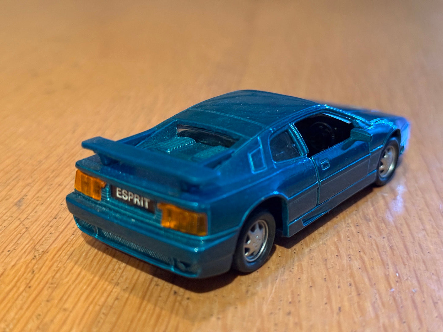 Maisto - 1:38 Lotus Esprit