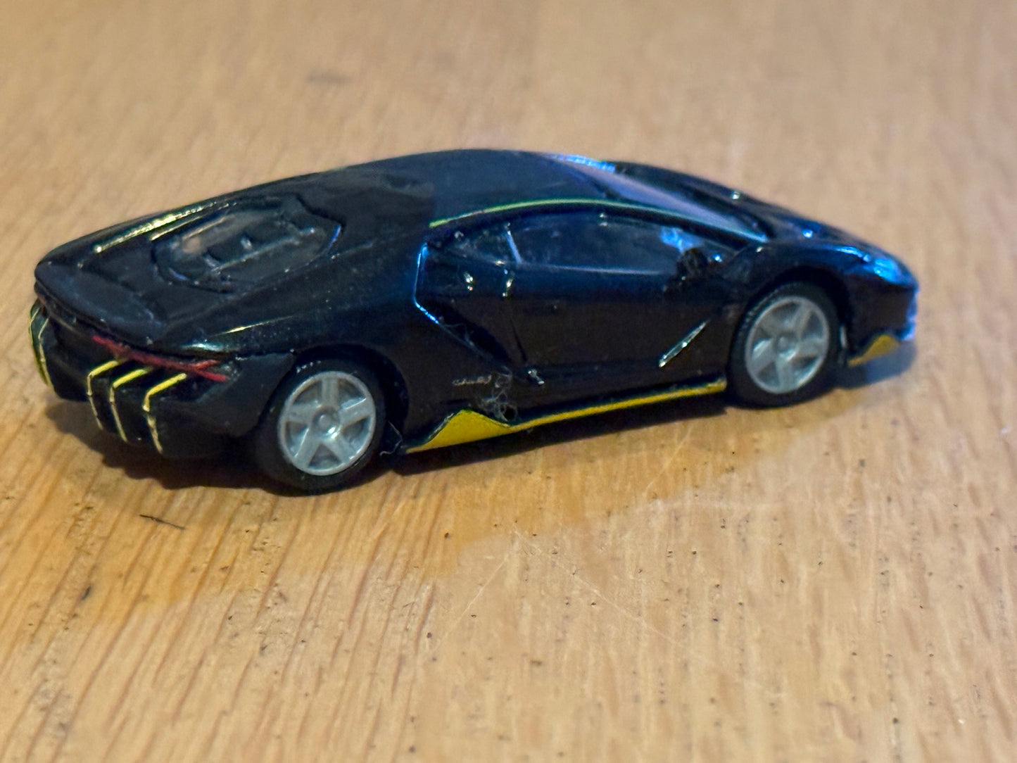 Bburago 1:43 Diecast Lamborghini Centenario