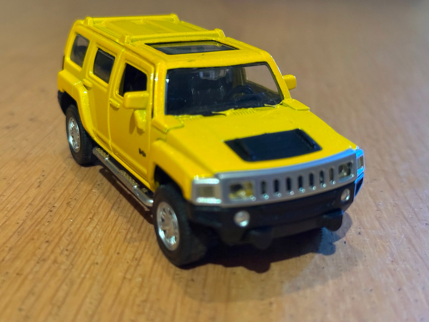 MSZ Diecast Pull Back - 1:43 Hummer H3 - Pre owned
