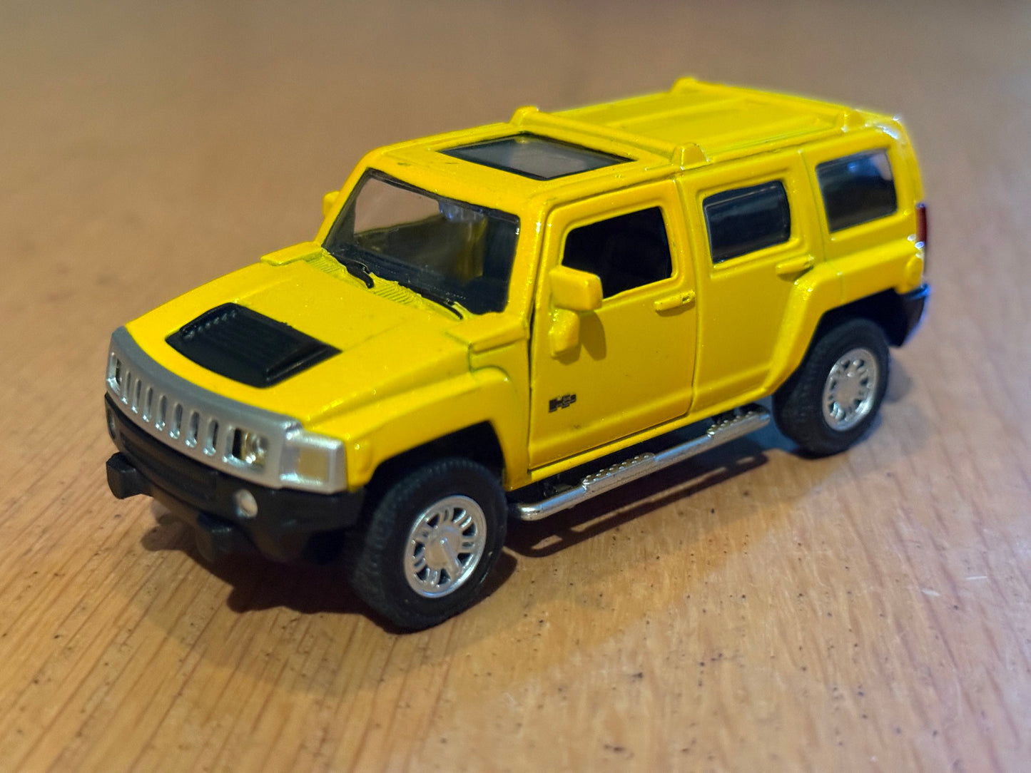 MSZ Diecast Pull Back - 1:43 Hummer H3 - Pre owned