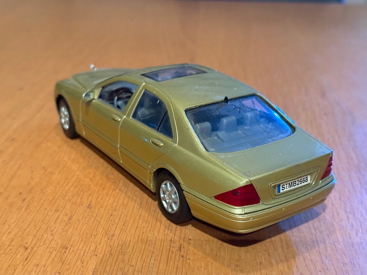 MotorMax - 1:24 Merecedes S Class - playworn