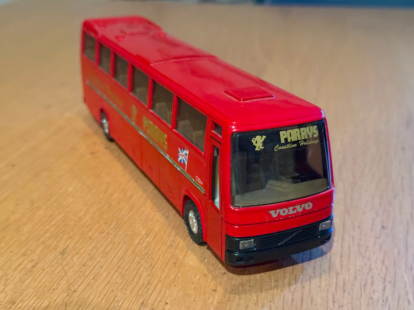 Joal Compact 149 1:50 Diecast  Volvo Coach - Parry’s