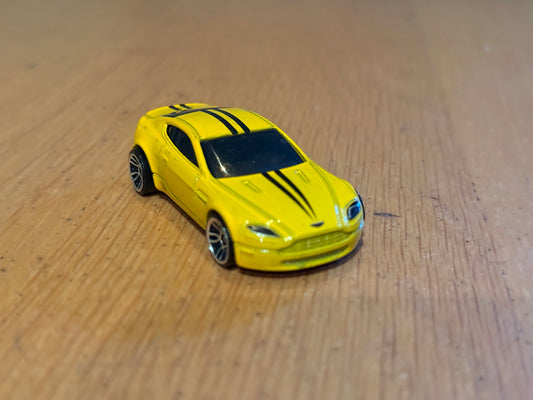 Hot Wheels Diecast Model - Aston Martin V8 Vantage