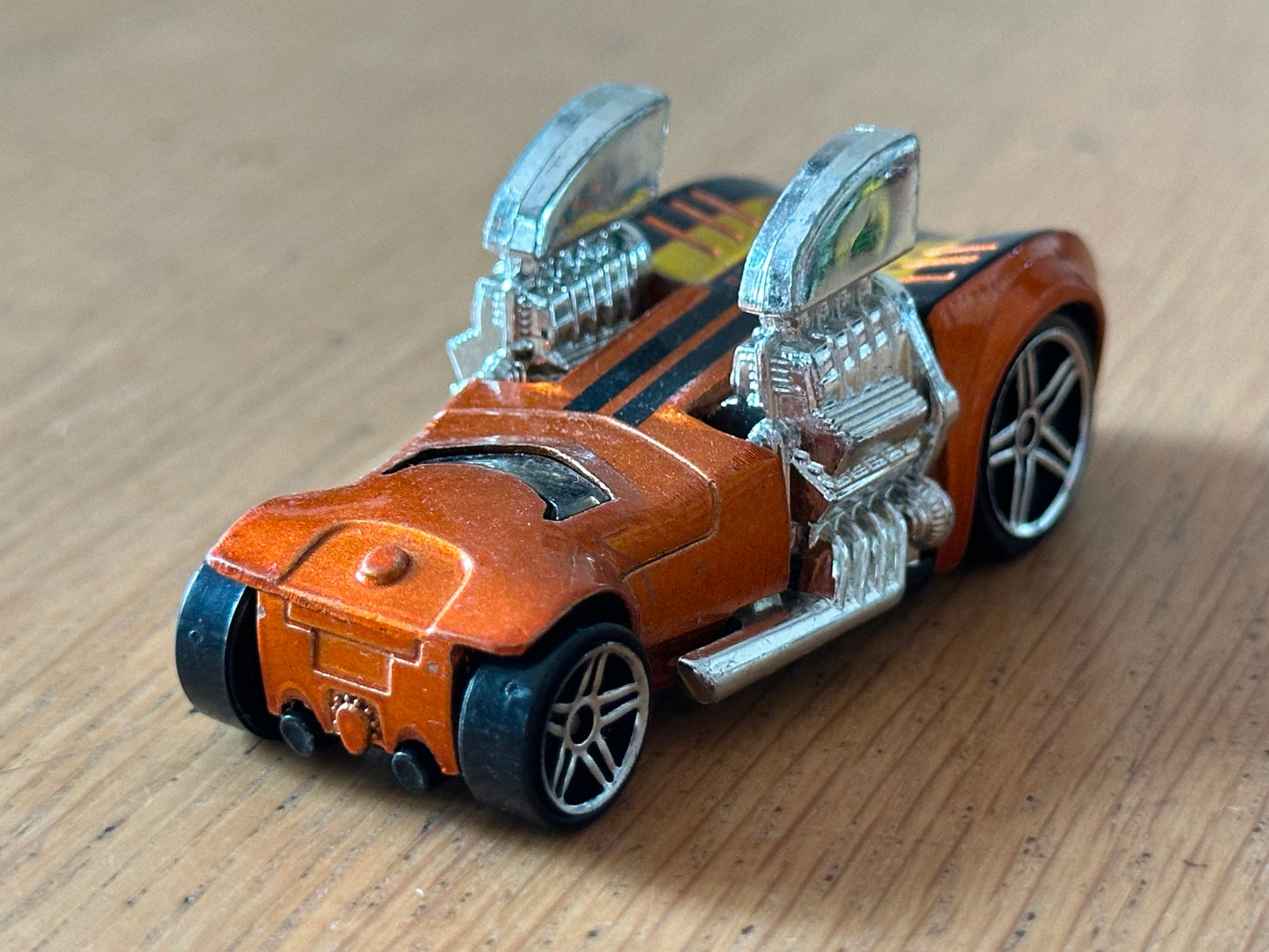 Hot Wheels Diecast Model - Twin Mill Hardnoze