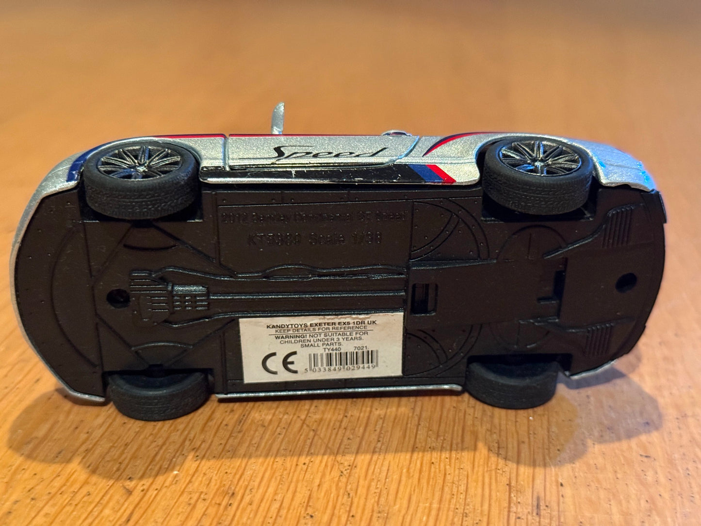 Kinsmart 1:36 Diecast Pull Back Car - 2012 Bentley Conintental GT Speed Preowned