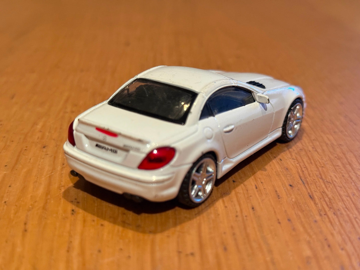 Rastar 1:43 Diecast Car - Mercedes Benz SLK55 AMG