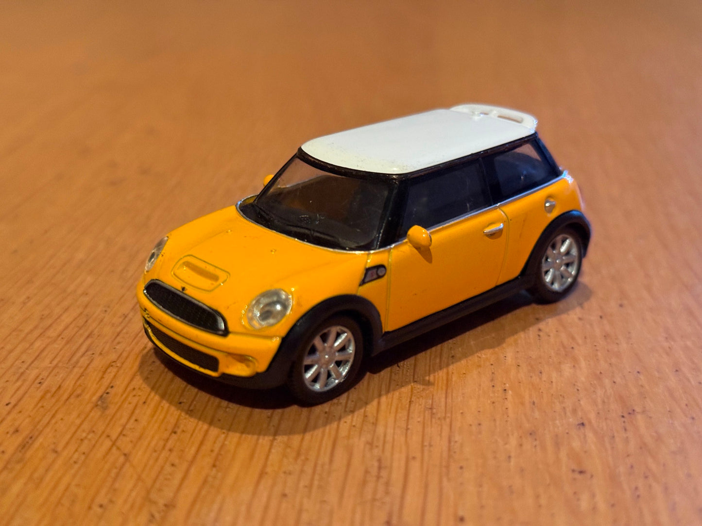 Welly Diecast 1:43 - Mini Cooper S