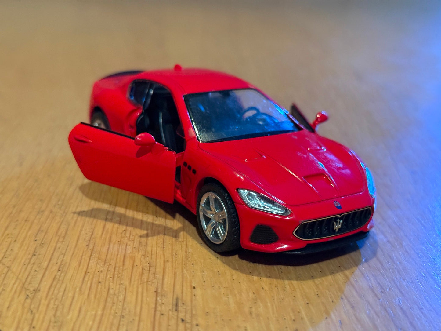 RMZ Diecast Pull Back - 1:36 Maserati Gran Turismo - Pre owned