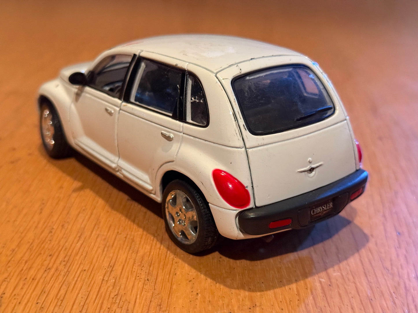 Maisto 3195 - 1:24 Chrysler PT Cruiser - playworn