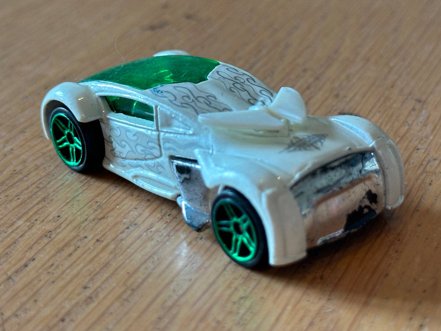 Hot Wheels Diecast Model - Phantom Racer