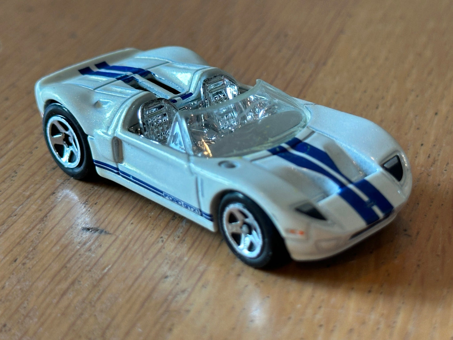 Hot Wheels Diecast Model - Ford GTX1 Concept