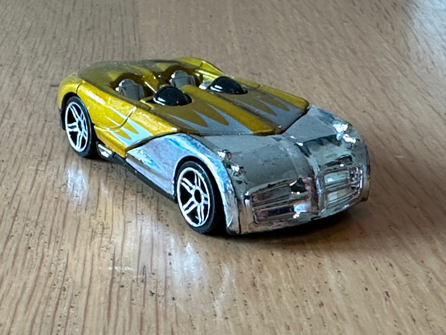 Hot Wheels Diecast Model - Xtreemster