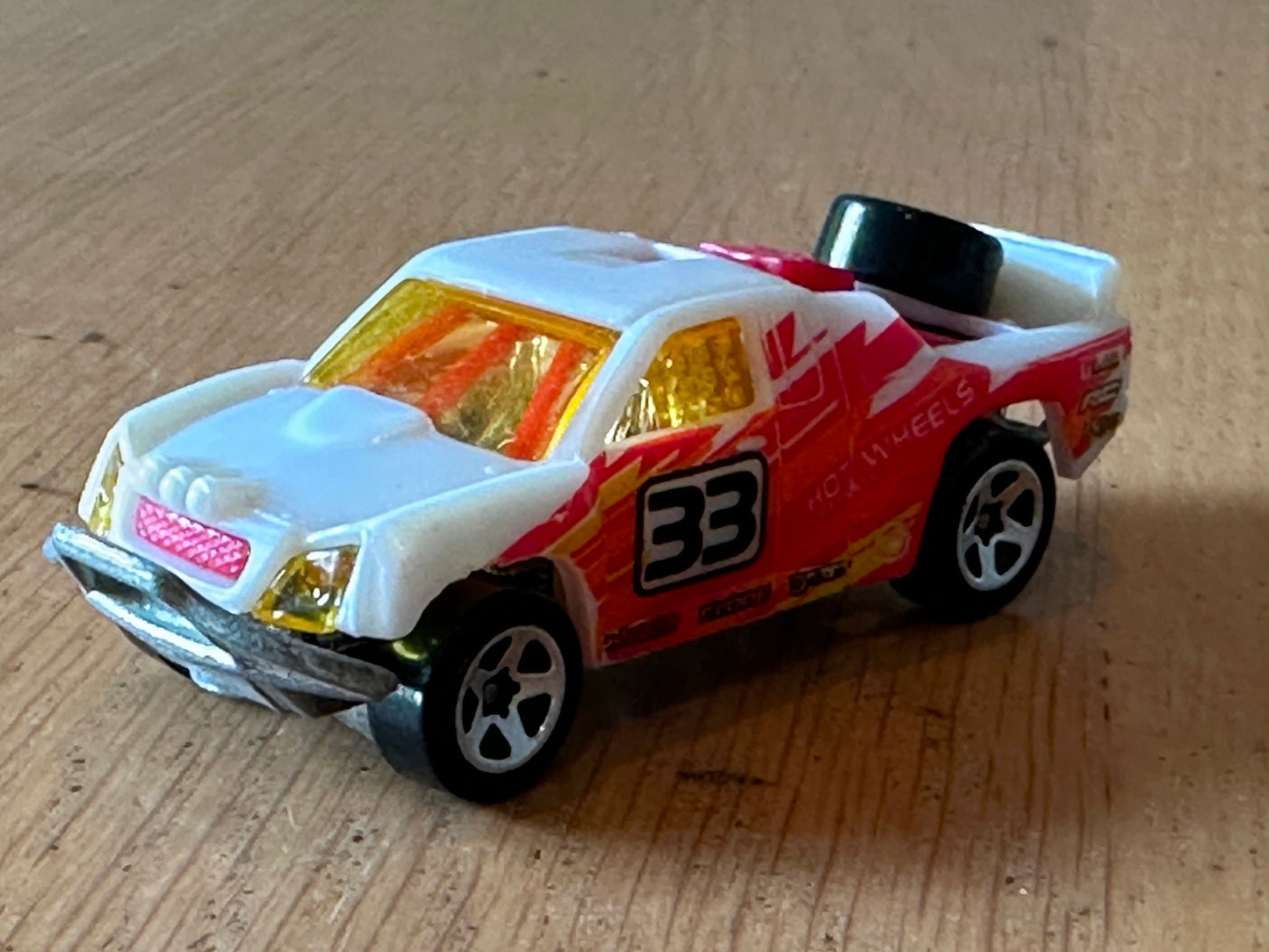 Hot Wheels Diecast Model - Off Trac