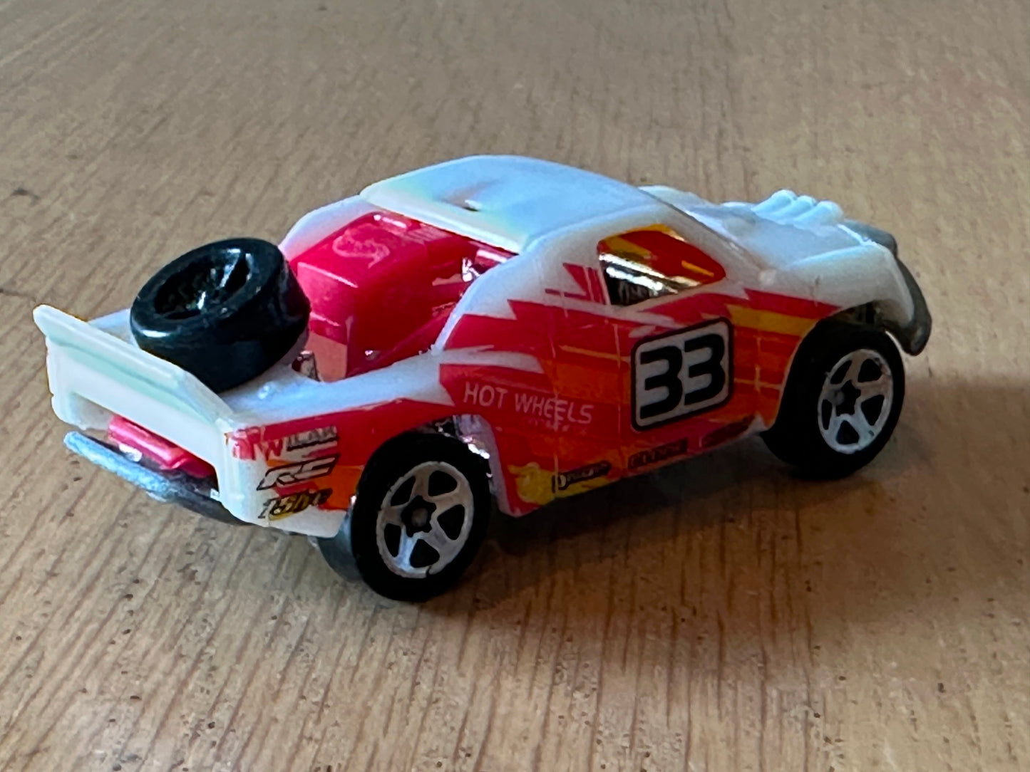 Hot Wheels Diecast Model - Off Trac