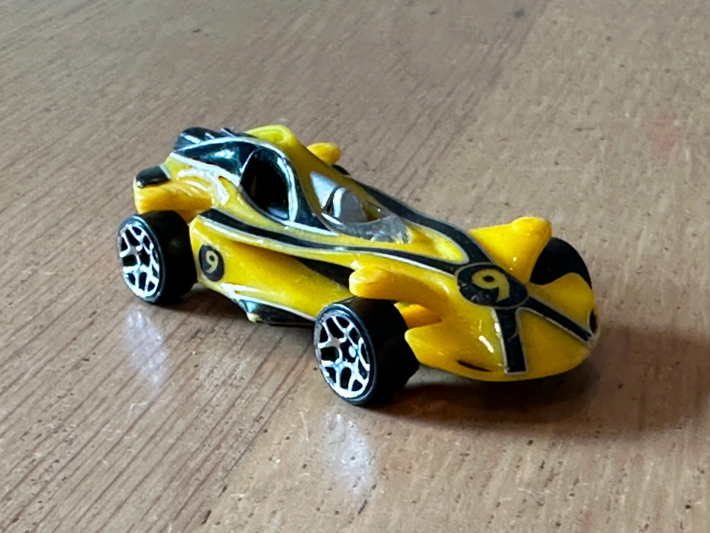 Hot Wheels Diecast Model - Hyper Mite
