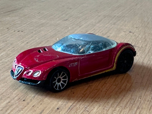 Hot Wheels Diecast Model - Golden Arrow