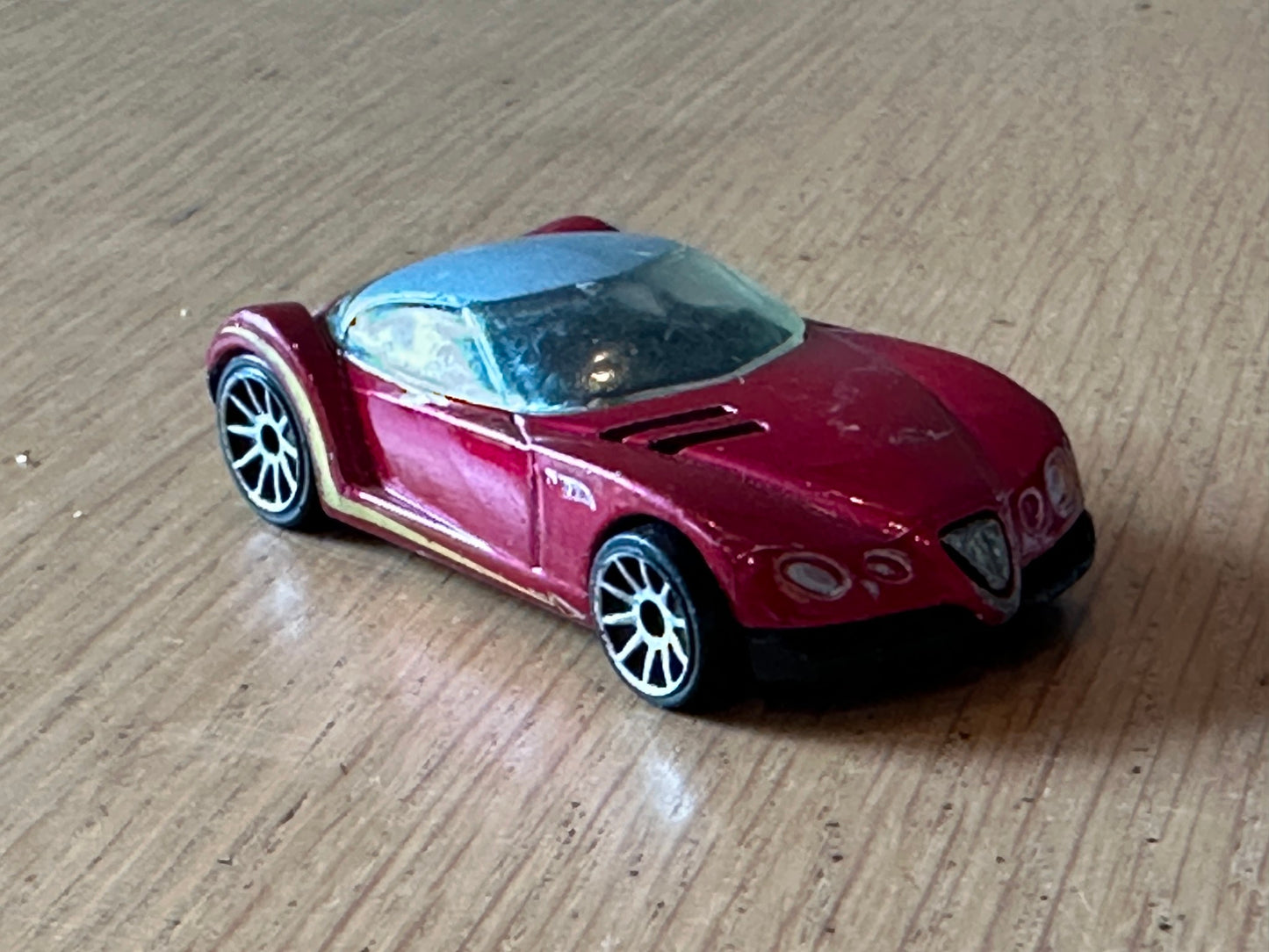 Hot Wheels Diecast Model - Golden Arrow