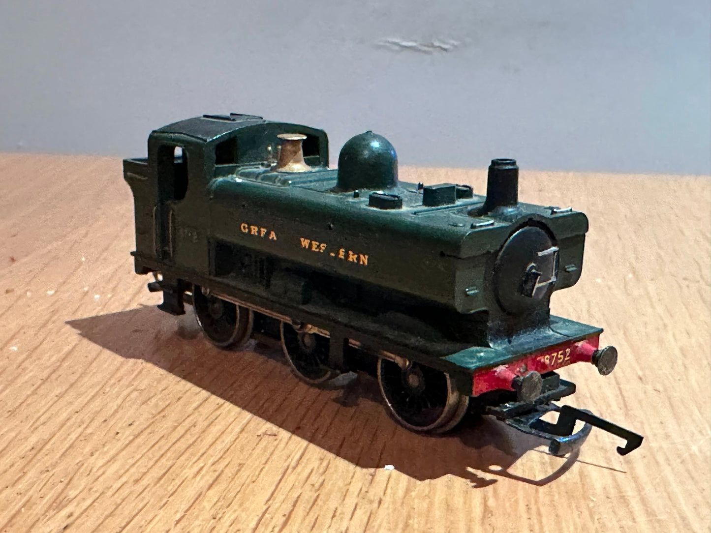 Hornby OO Gauge GWR 0-6-0 Locomotive Fully tested