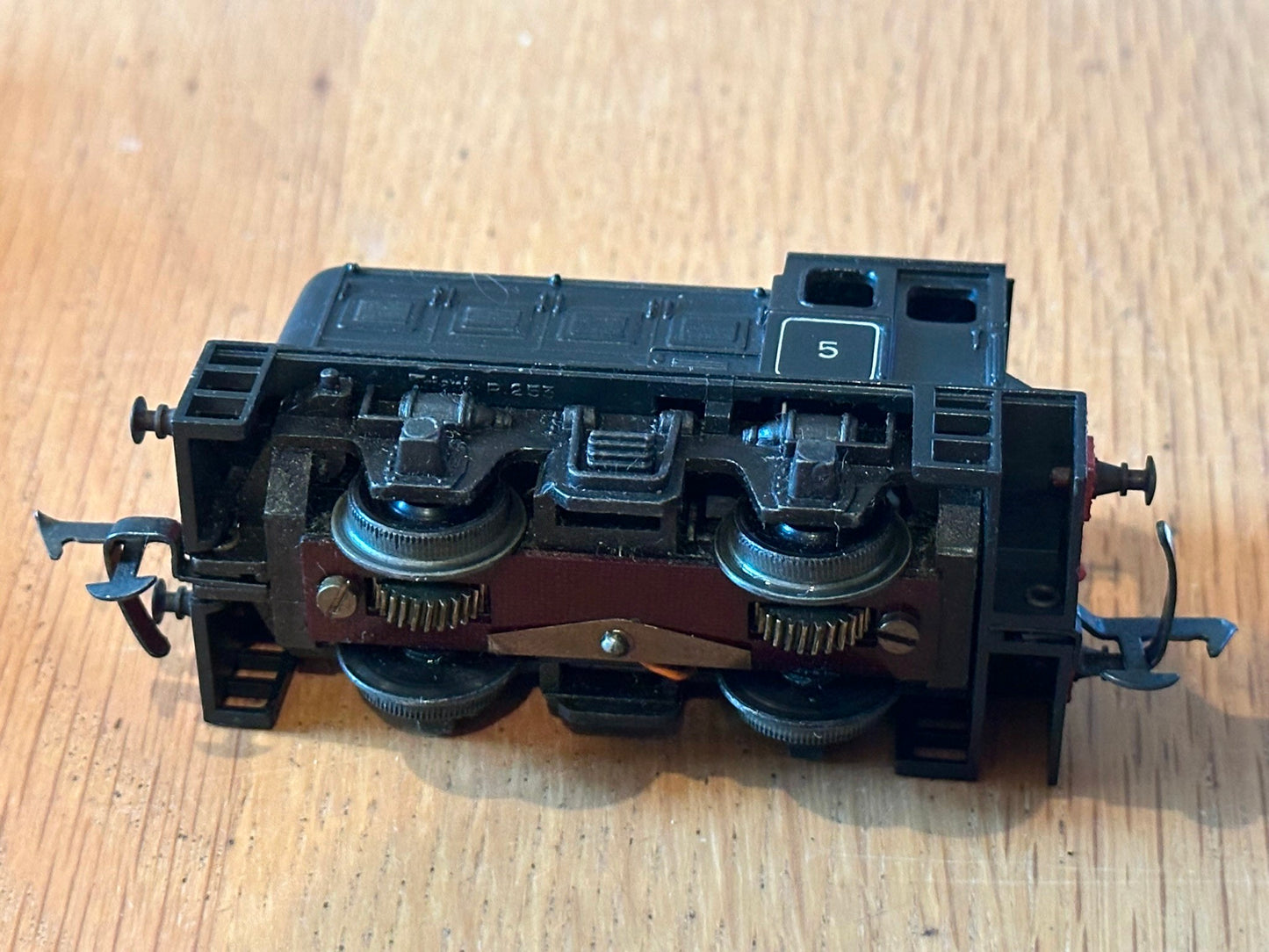 Hornby OO Gauge R253 Dock Authority Diesel Shunter. Rare Model.